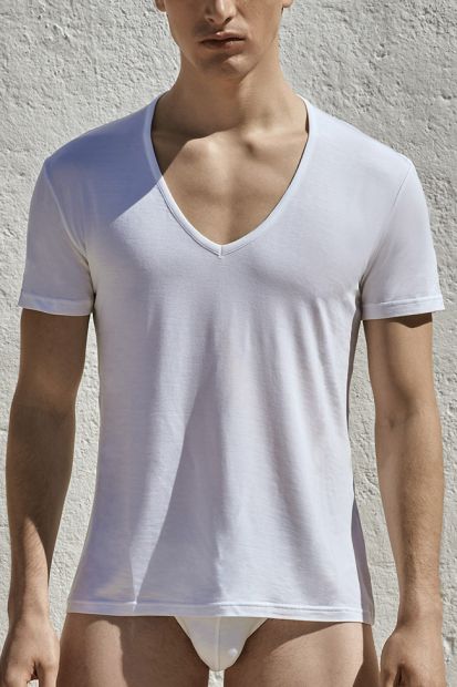 T-shirt with deep V Neck